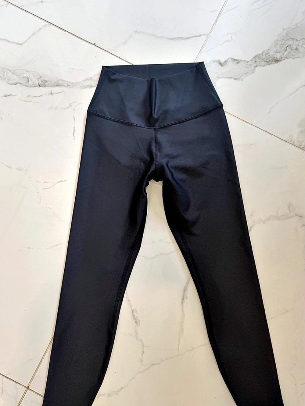 Alo Black Leggings Size Small Like New NWOT